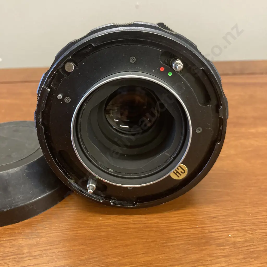 Mamiya Sekor 180mm F4.5 Telephoto Lens Image 1++